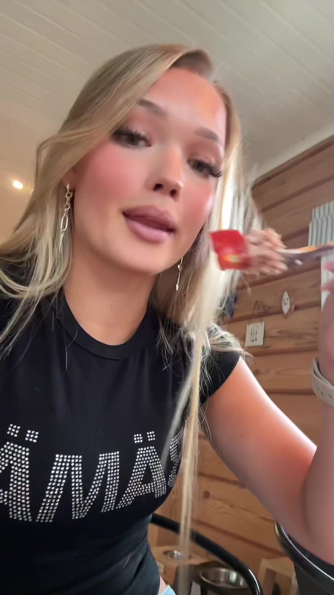 @Eva