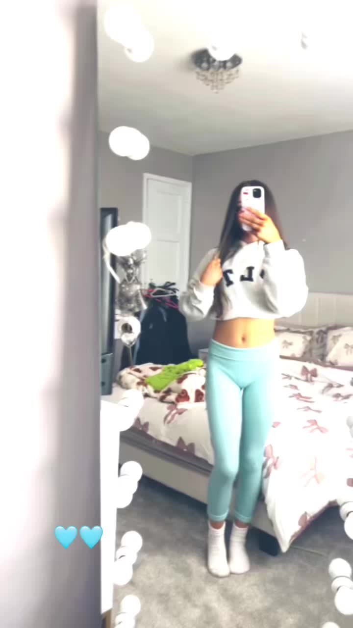 @👸🏽🪩🍸