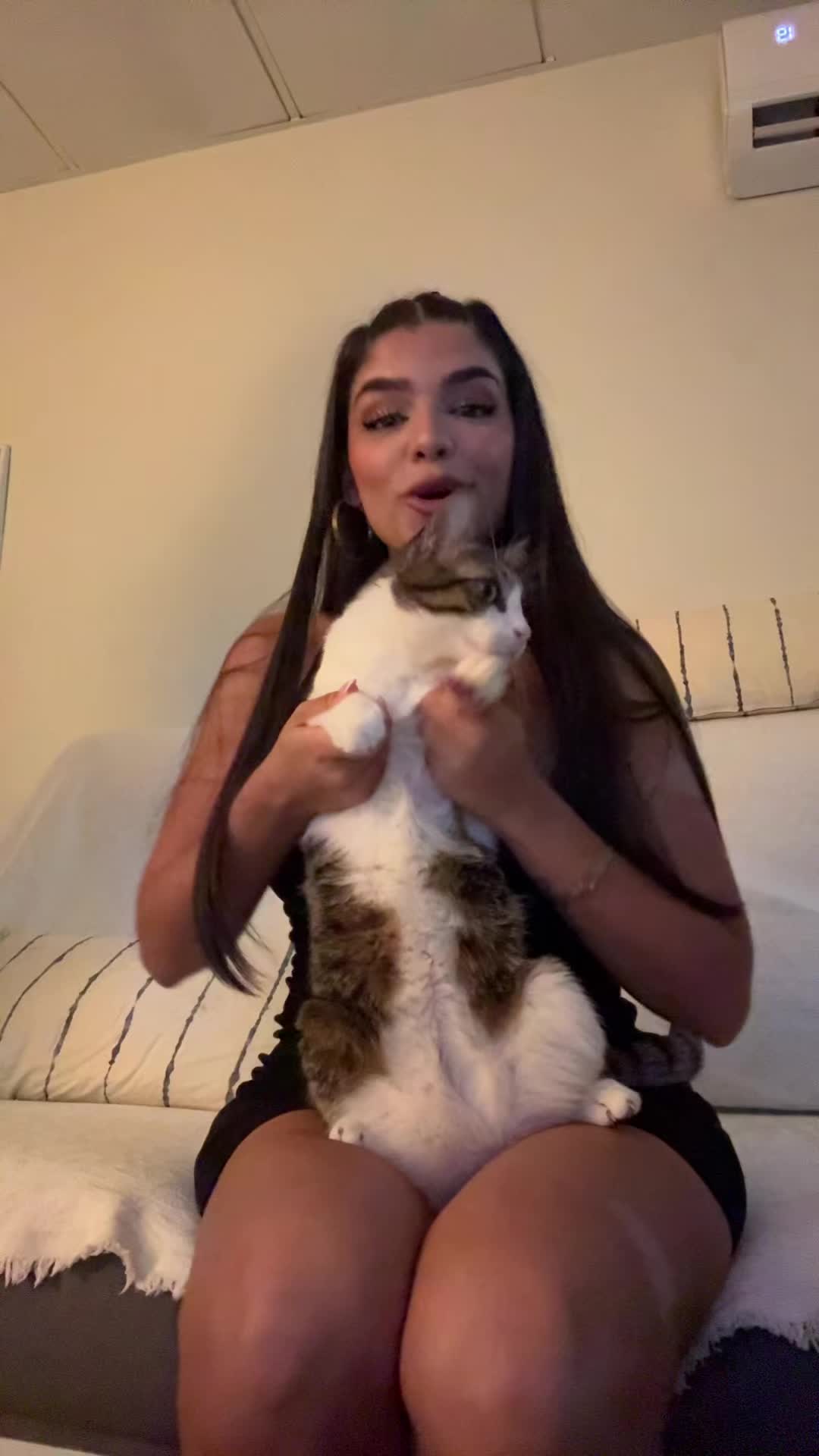@Victoriassg_