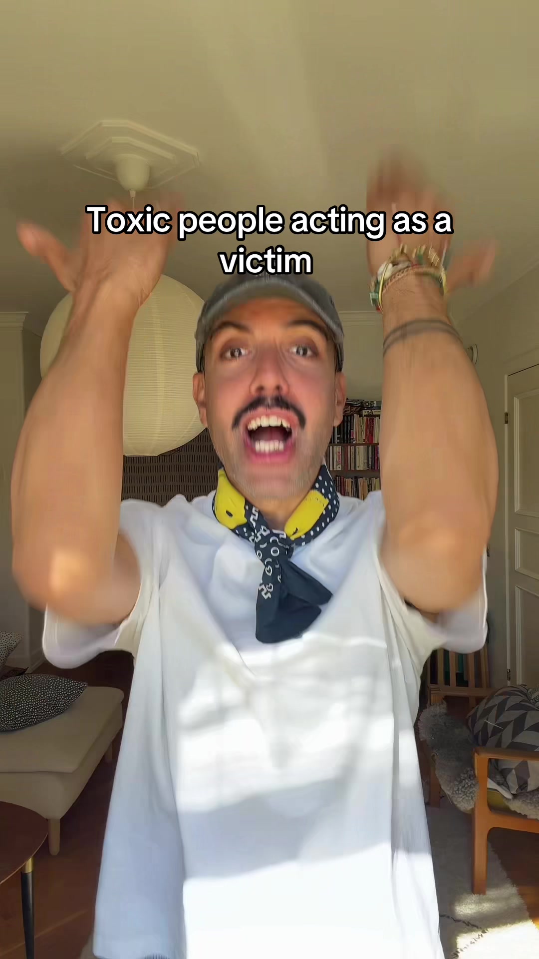 @YouYou