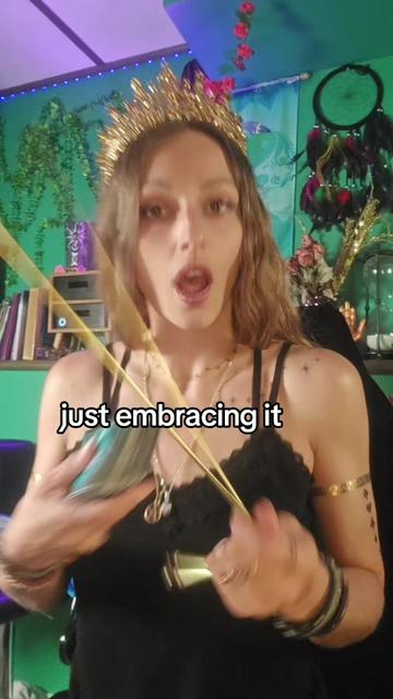 @Jessica - Golden Threads