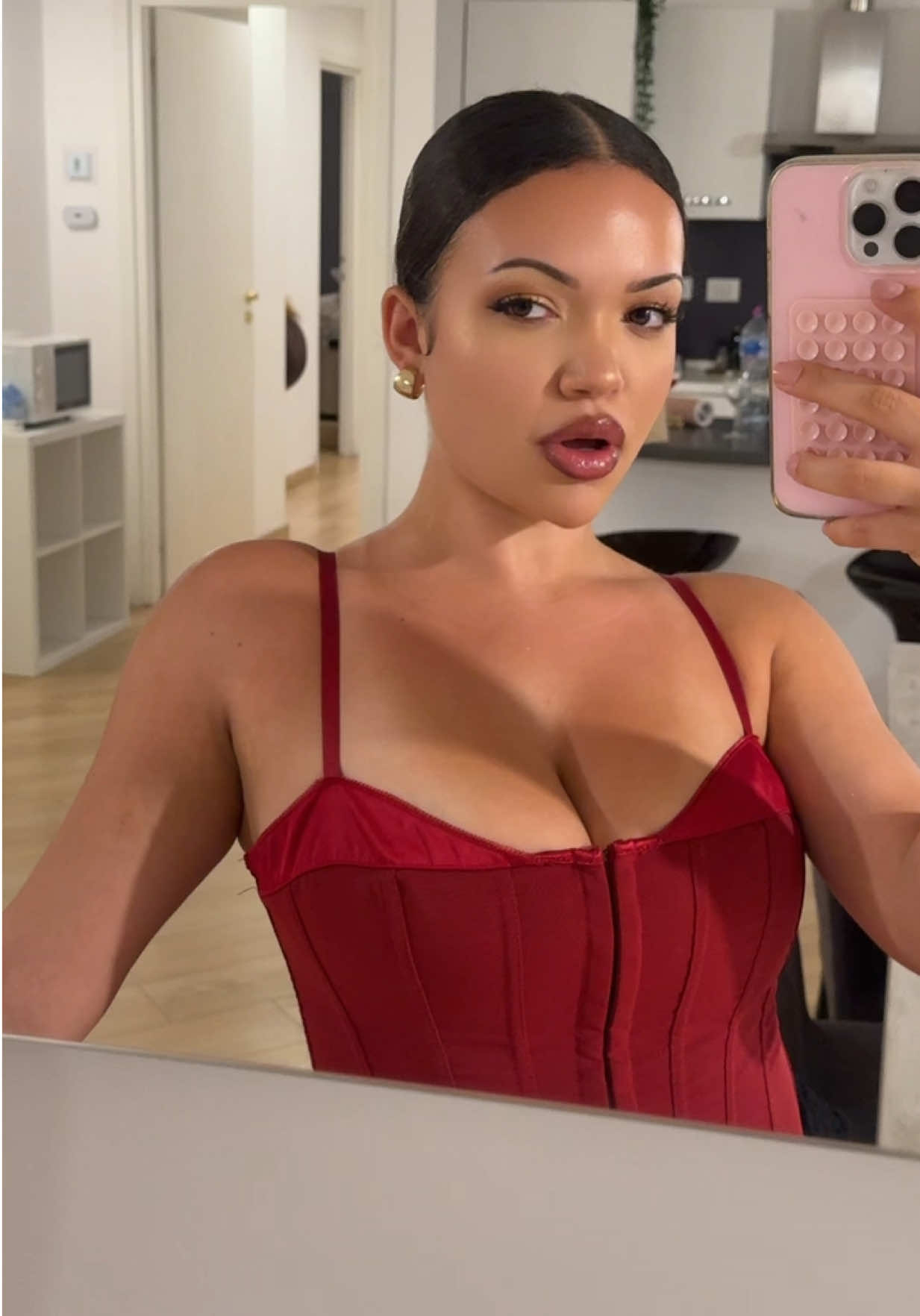 @melina.greene