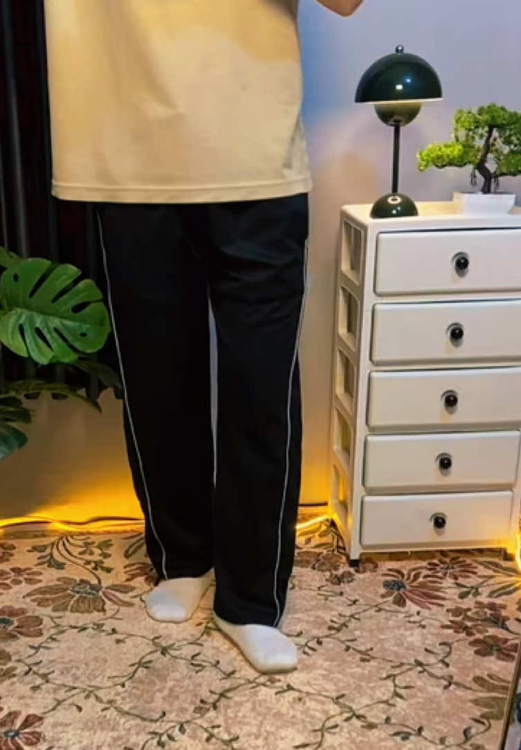 @OutfitCorner