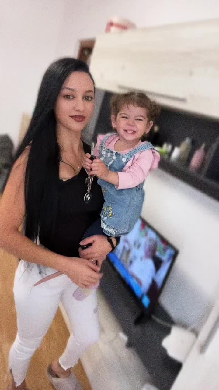 @delia_ozanaa