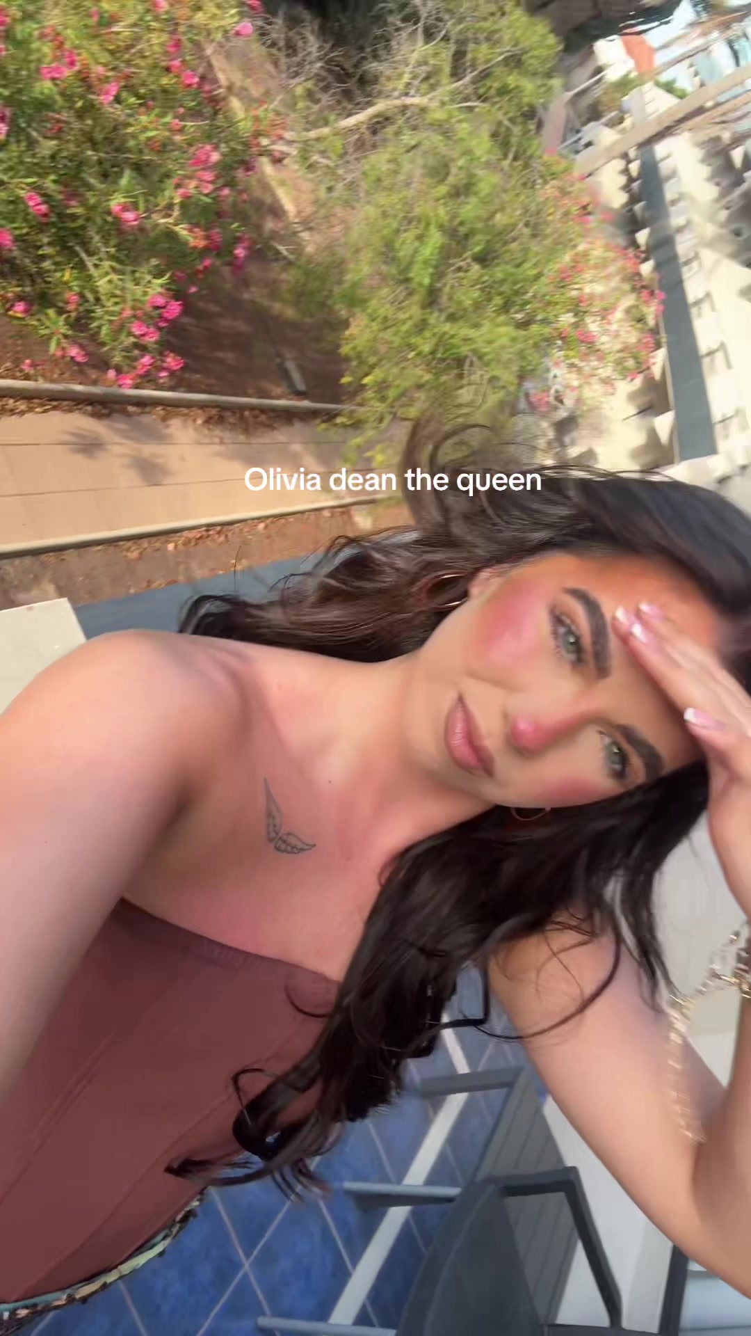 @chlo