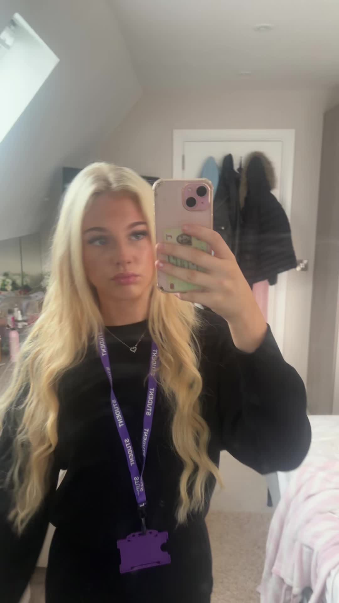 @jesslouise