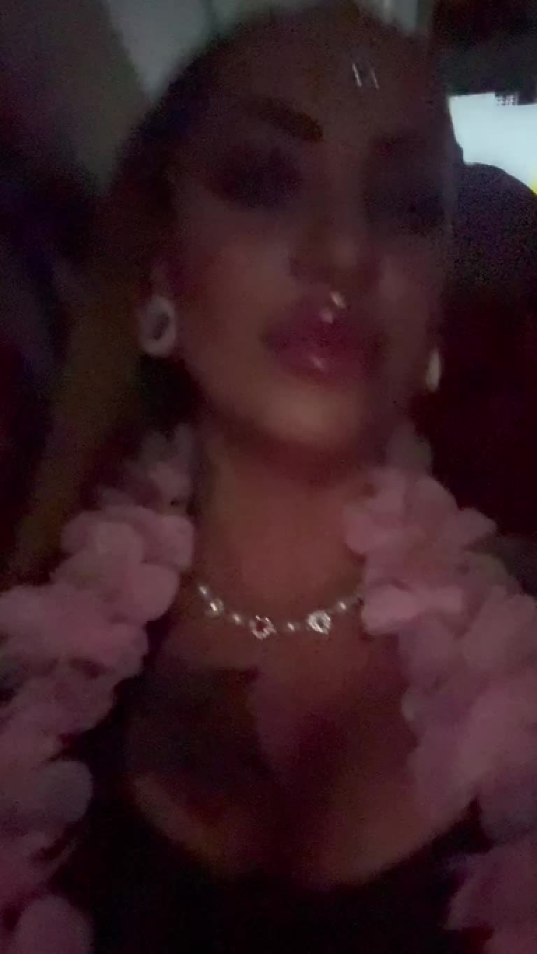 @❌GiannaFoxxy ❌
