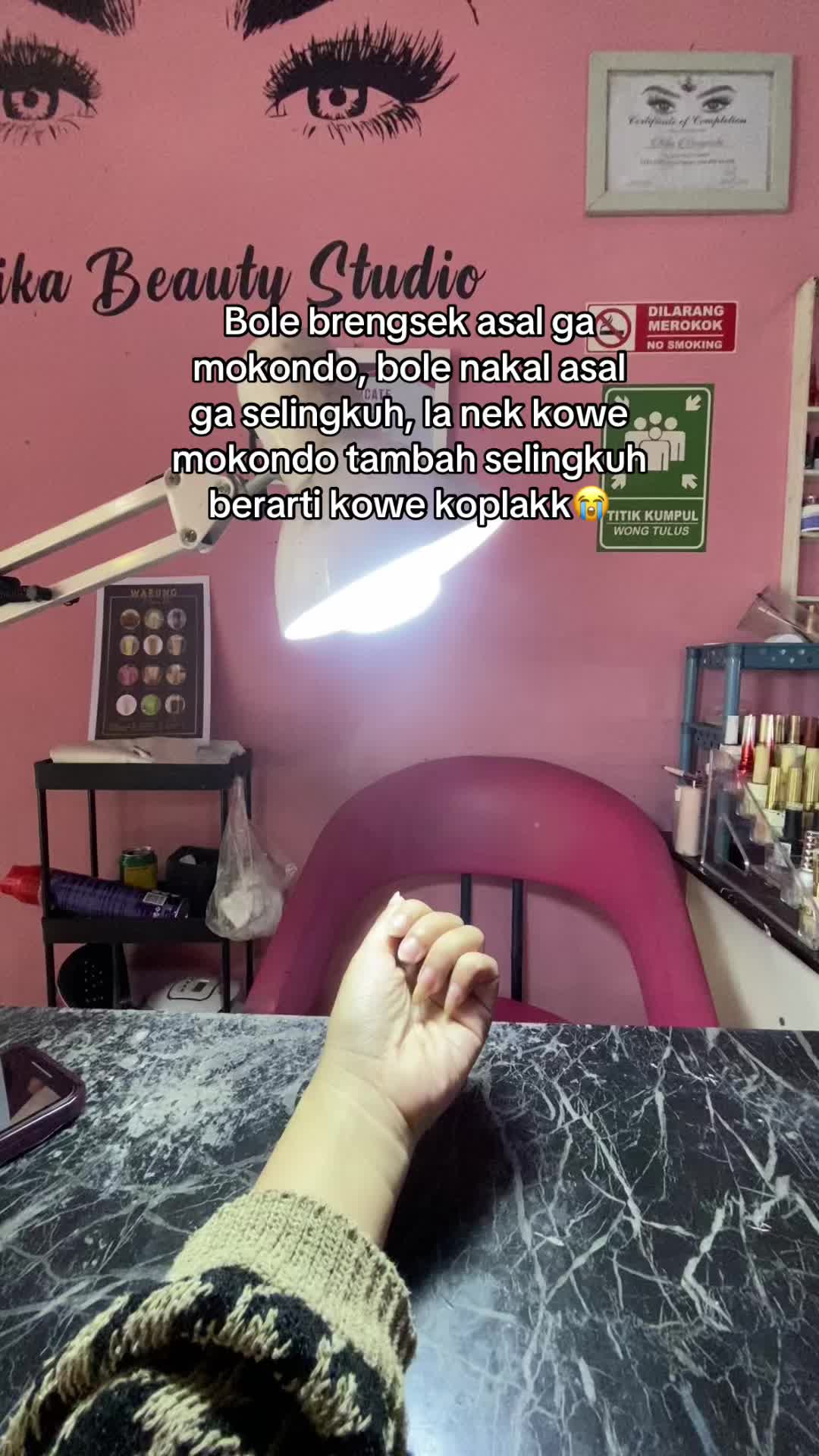 @_