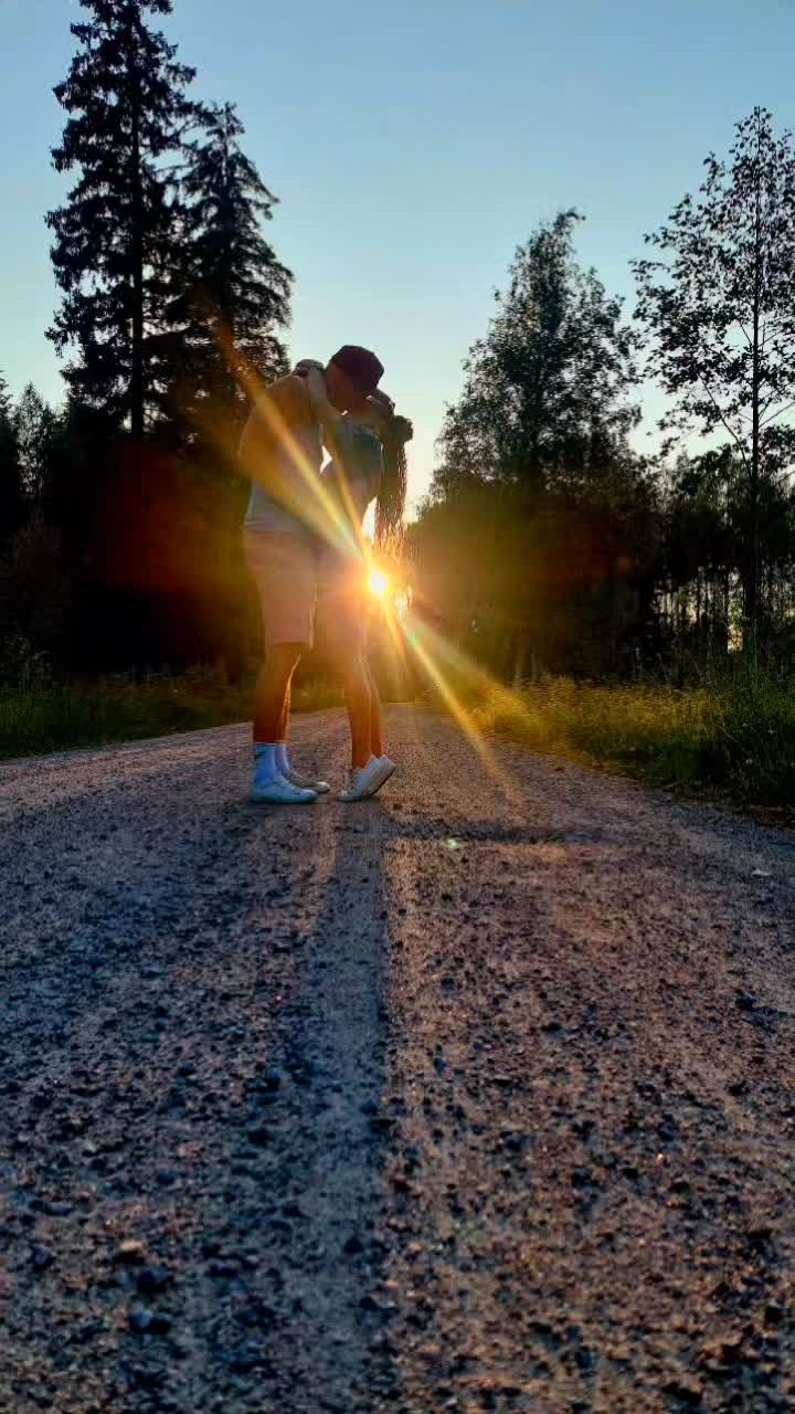 @nelluu