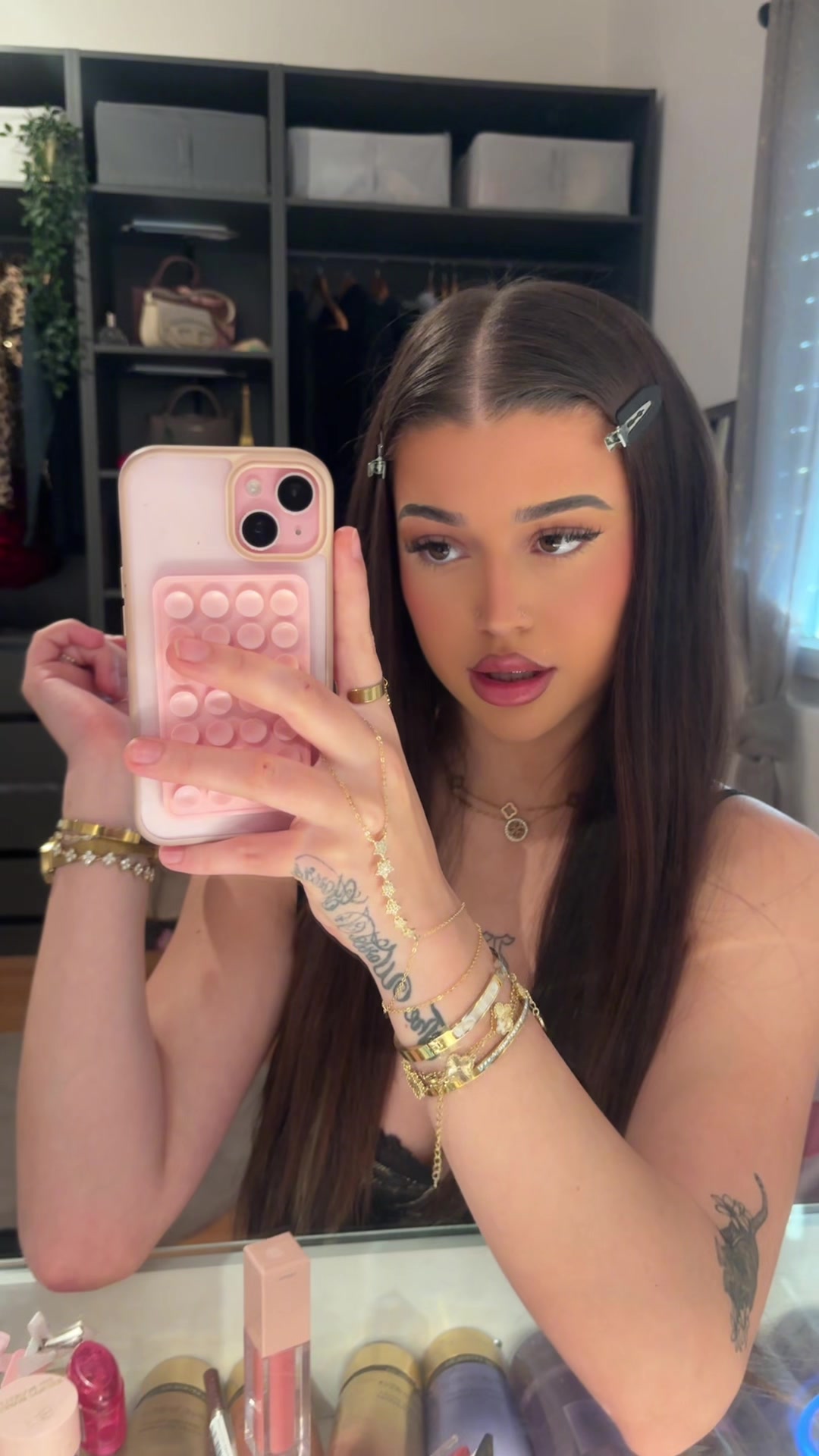 @LUVLAURI 🦋