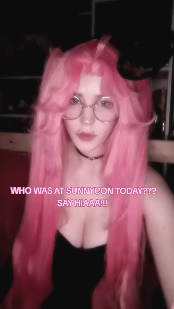 @𝒔𝒊𝒍𝒍𝒚 𝒈𝒖𝒚 (≧▽≦)