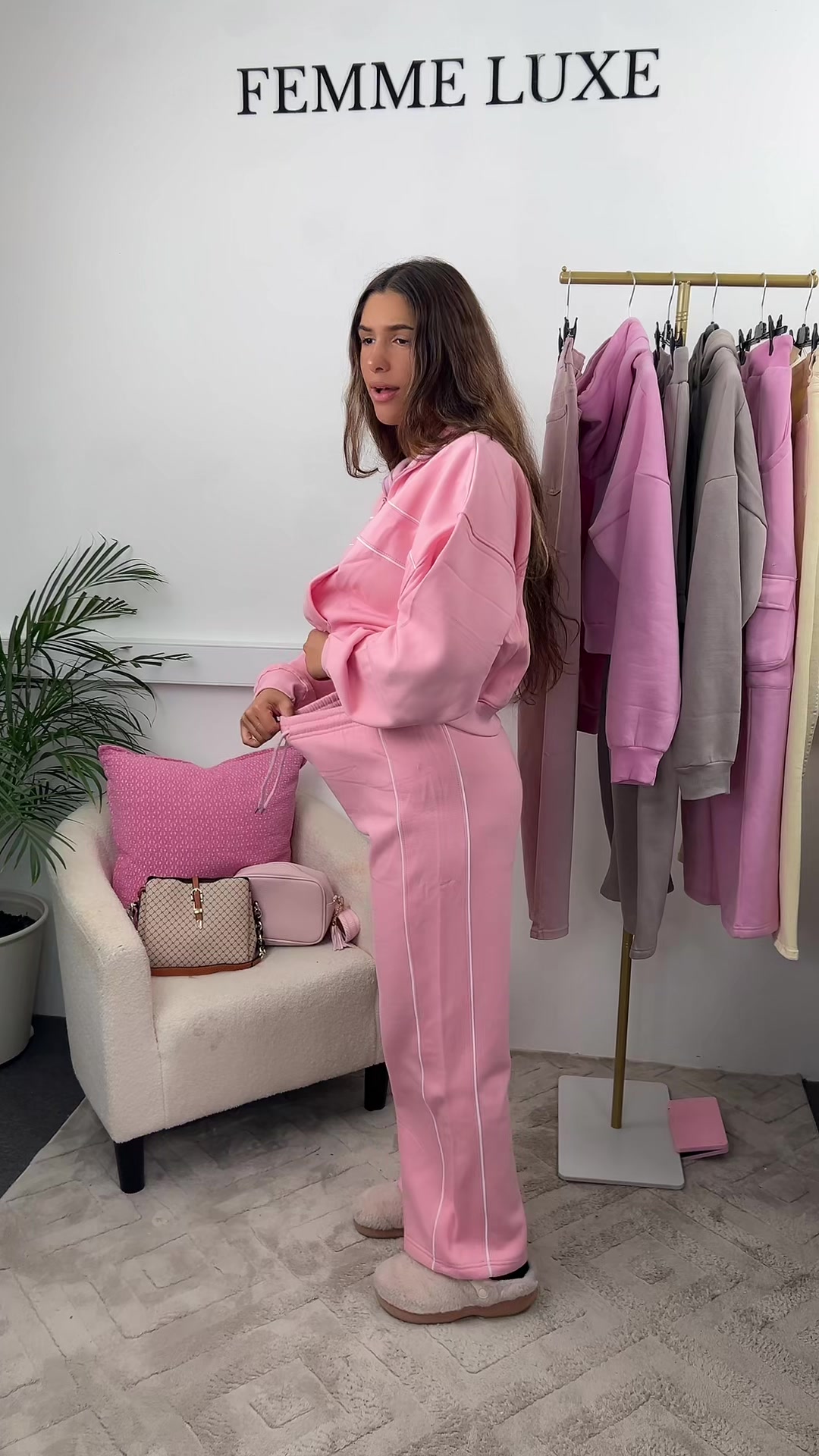 @FemmeLuxe