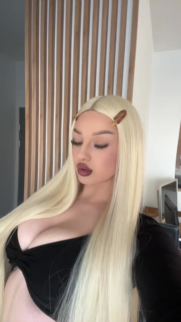 @avevikii