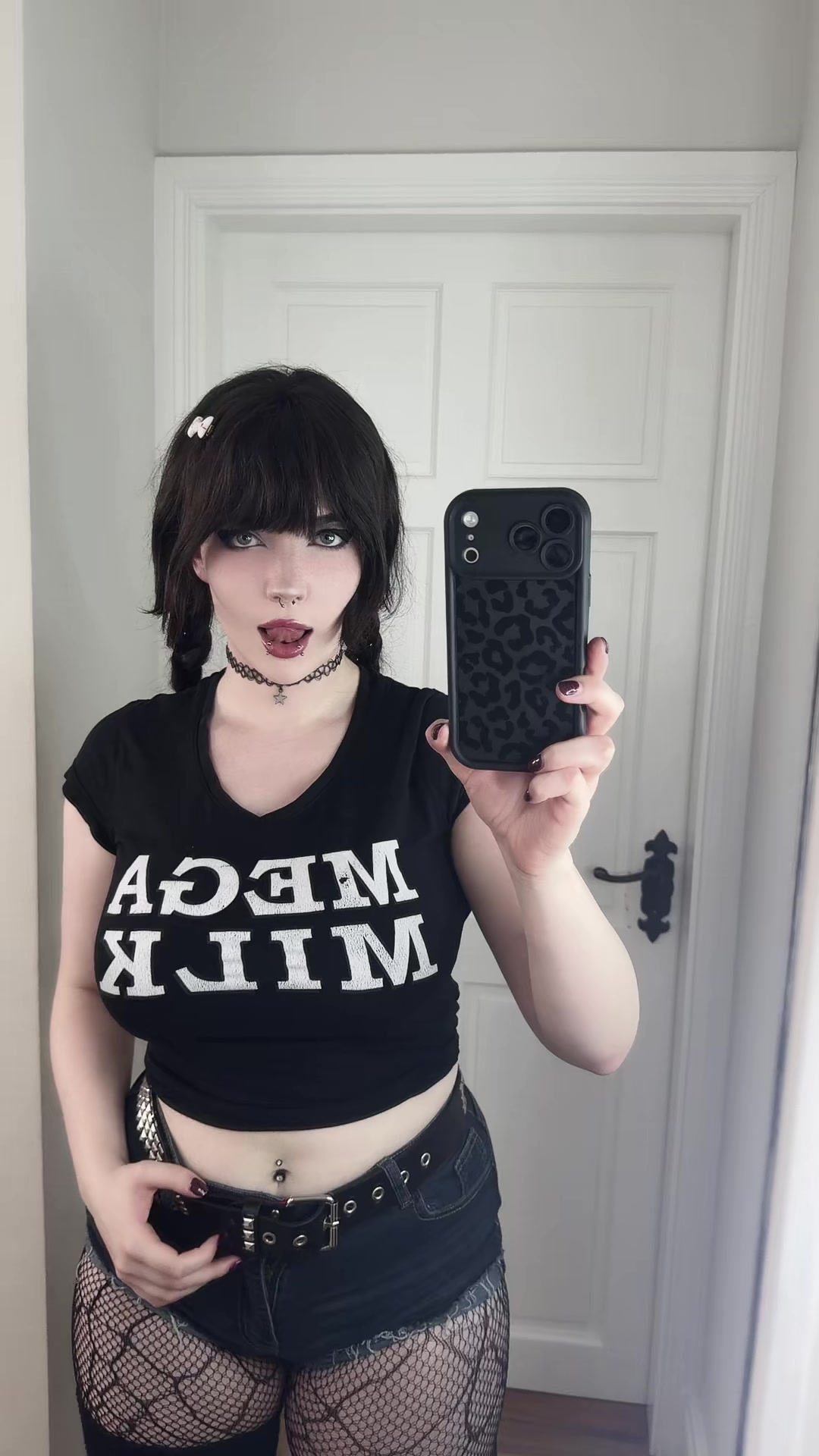 @cutiegothxo1