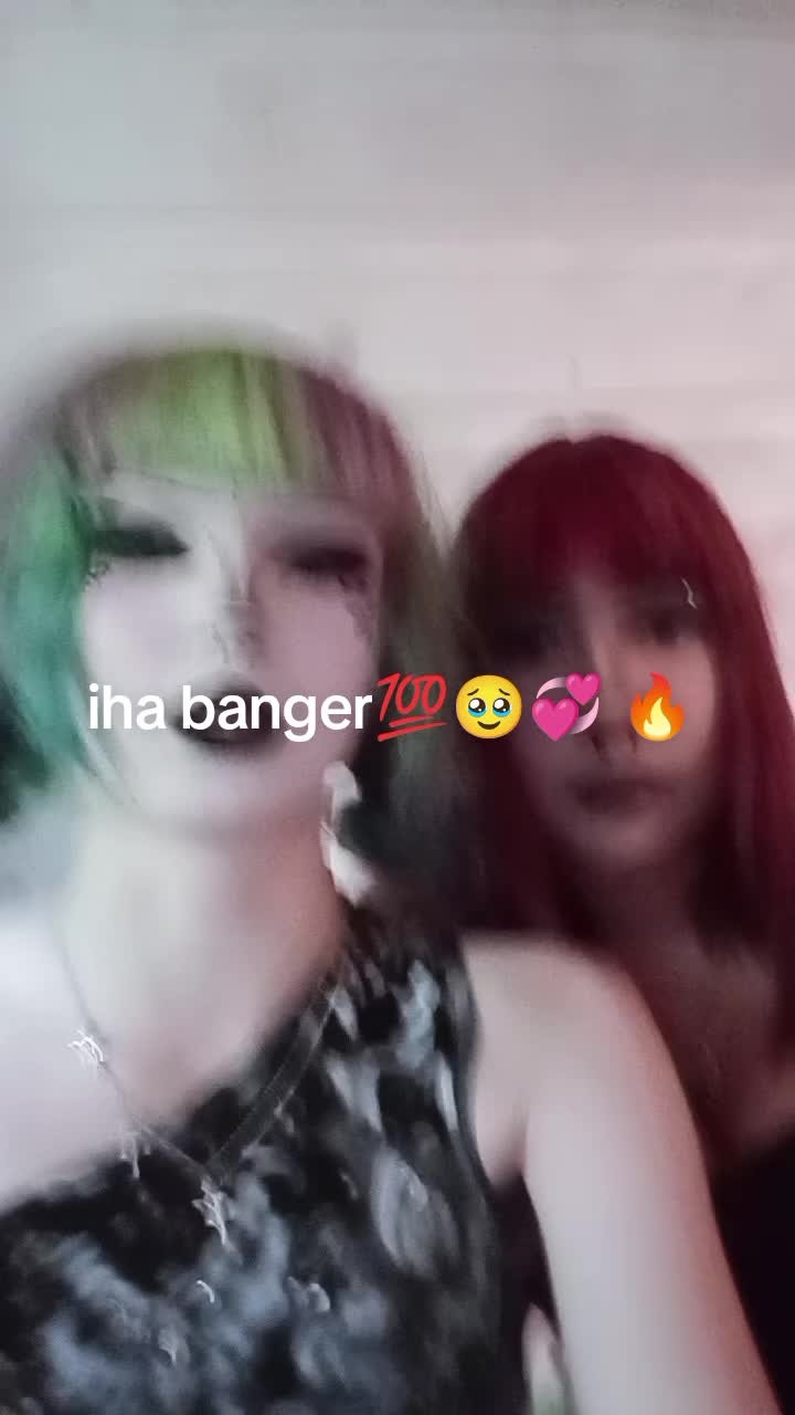 @🦇eronica