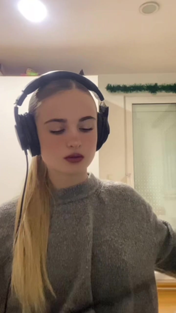 @majakovska