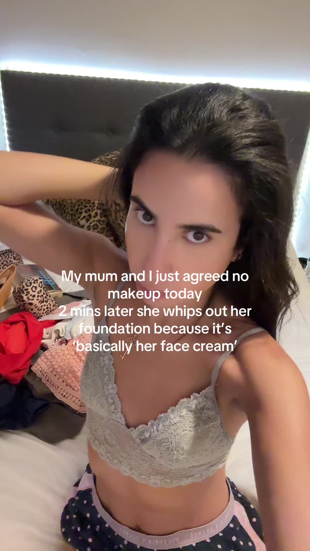@Tania