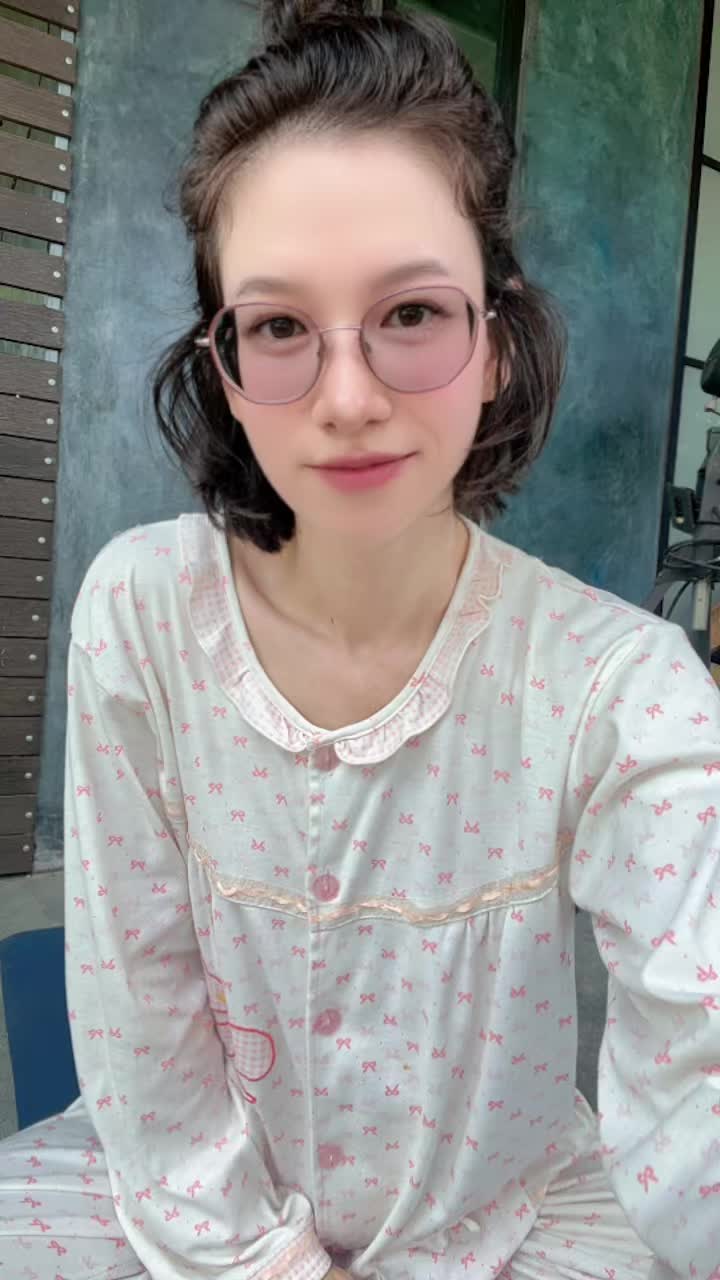 @เอวา_Ava🥑🍿