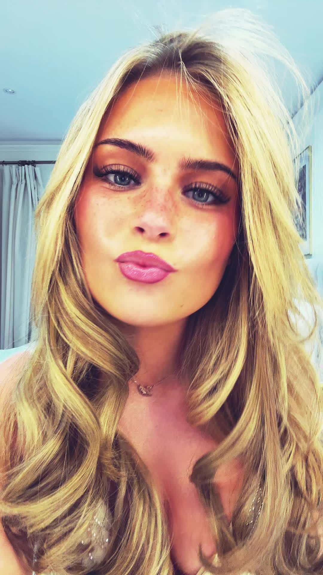 @Éabha Rose