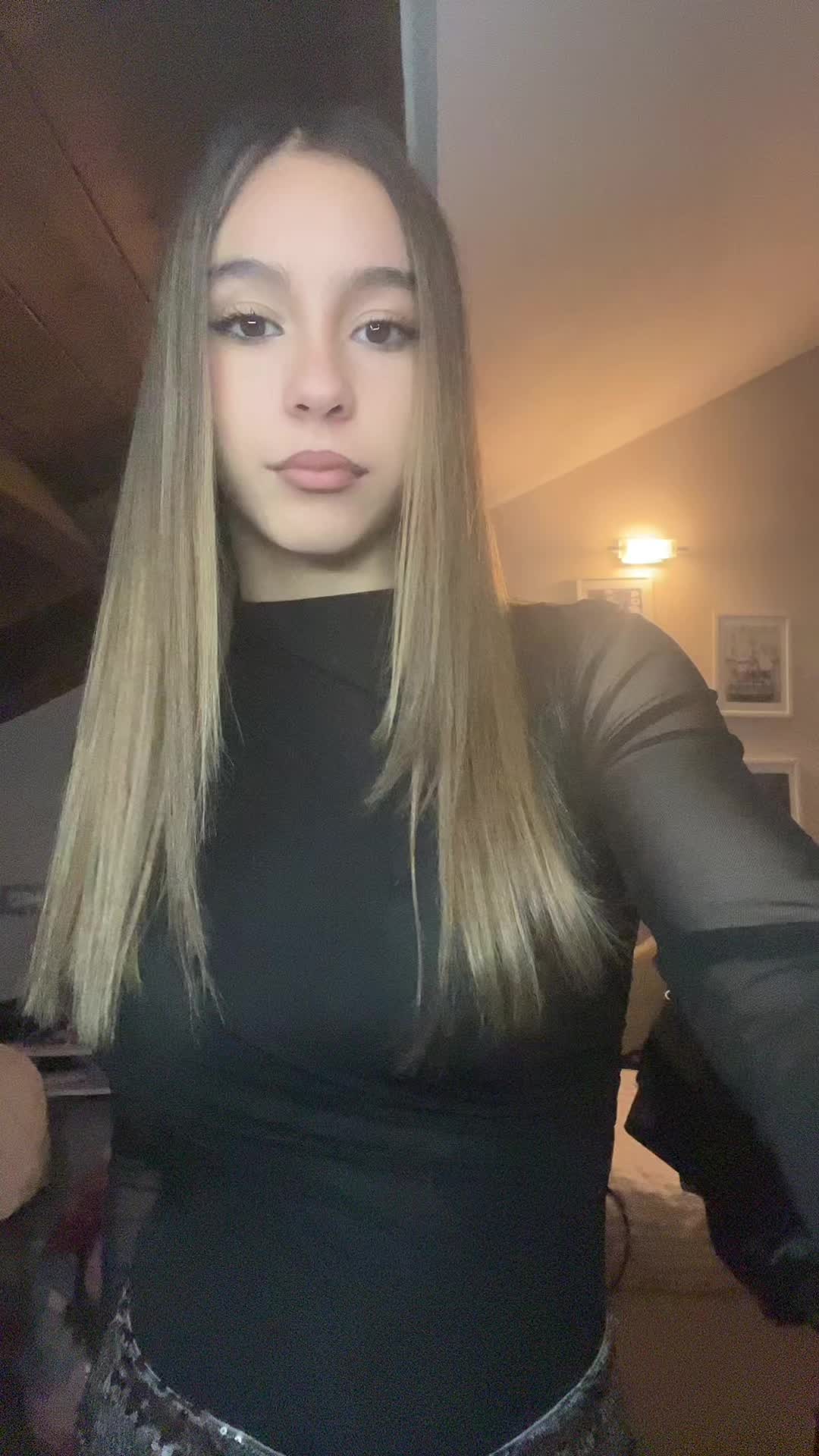 @𝐹𝓁𝒶𝓋𝒾𝒶
