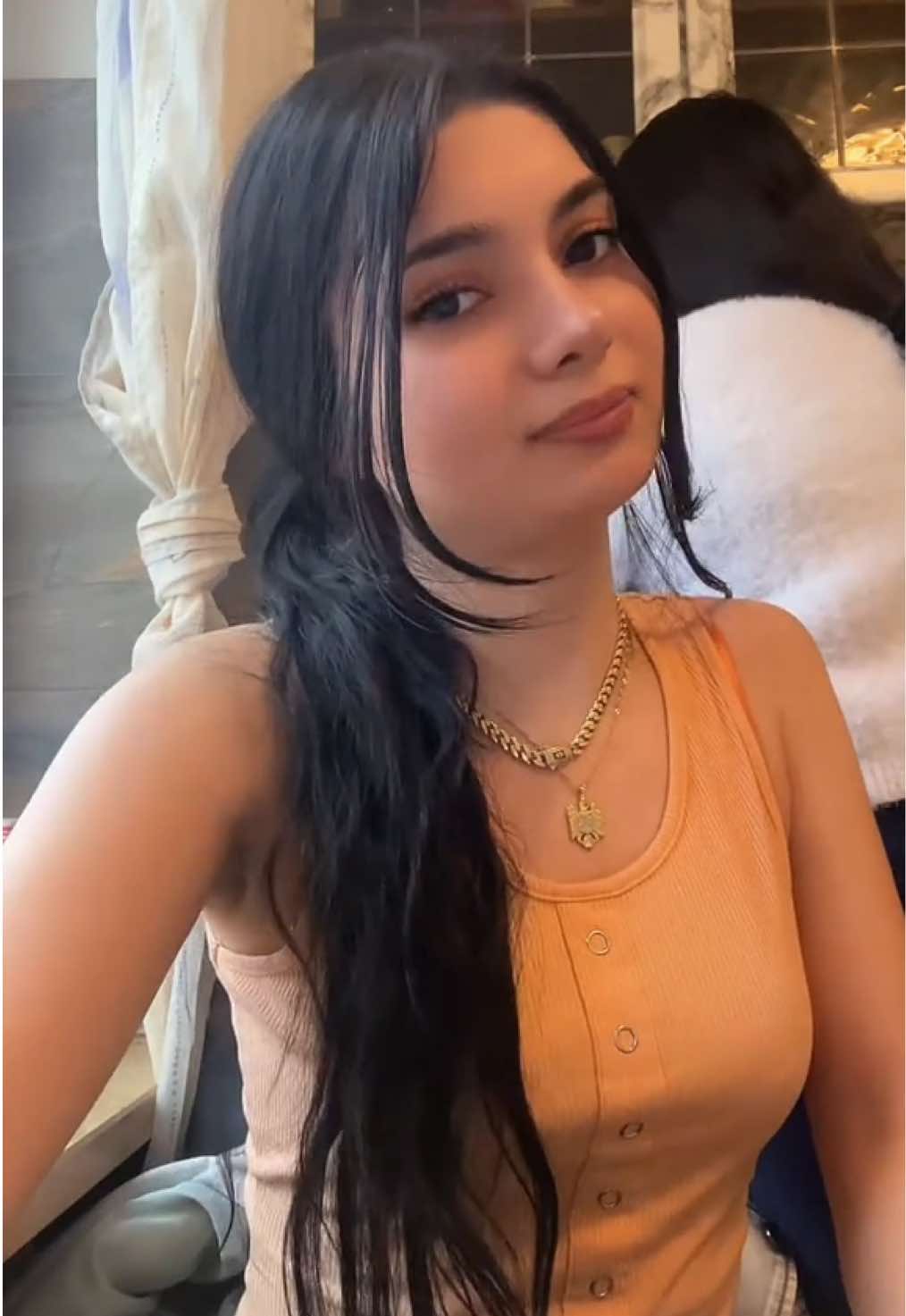 @Sara_Arabella
