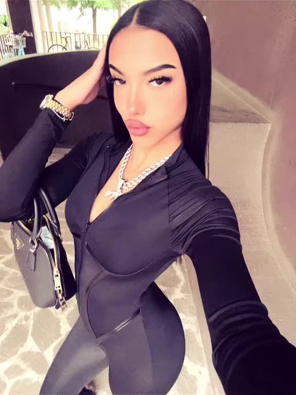 @𝕾𝖔𝖗𝖆𝖞𝖆🐯