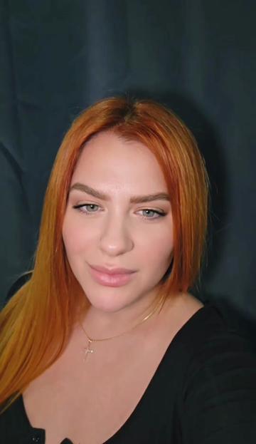 @Nina Phoenix 👑