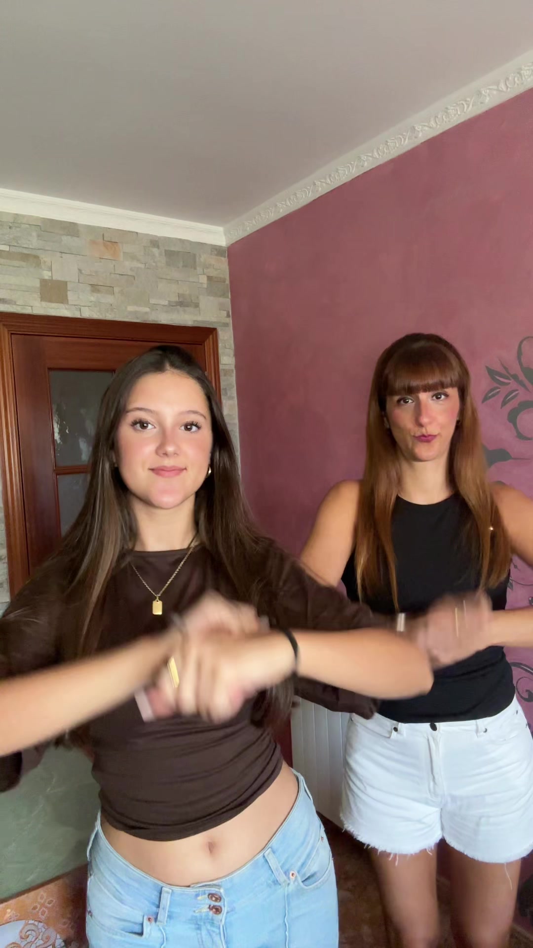 @𝐓𝐈𝐊𝐃𝐀𝐍𝐂𝐄𝐑𝐒✨