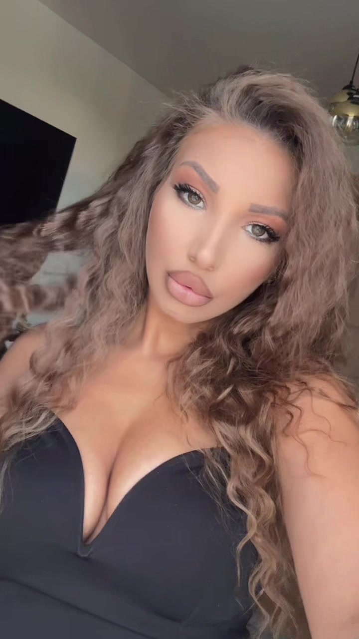 @loreelorennaa
