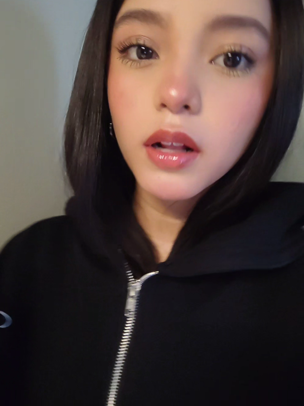 @Luna