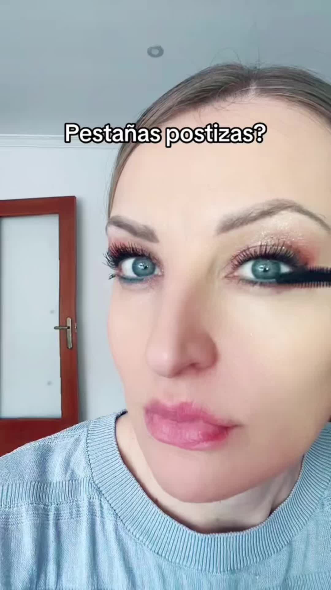 @Micaela.