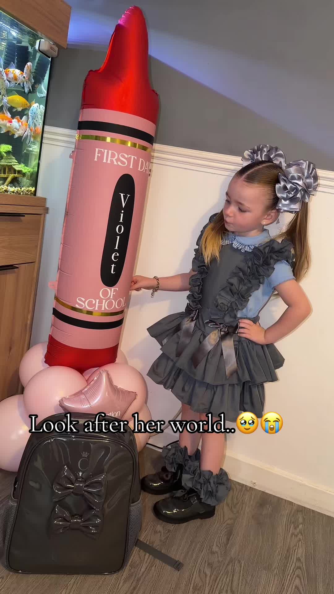 @Ellie,violet,halo💜💜