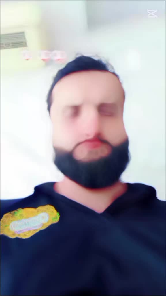 @Mehran Khantiktok.com/@1mehran