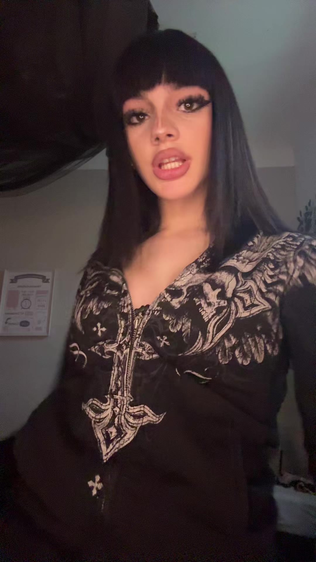 @?