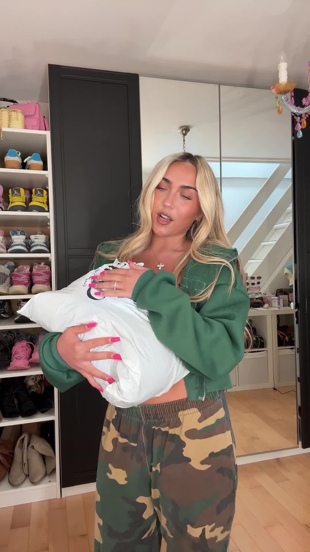 @Mia Daly