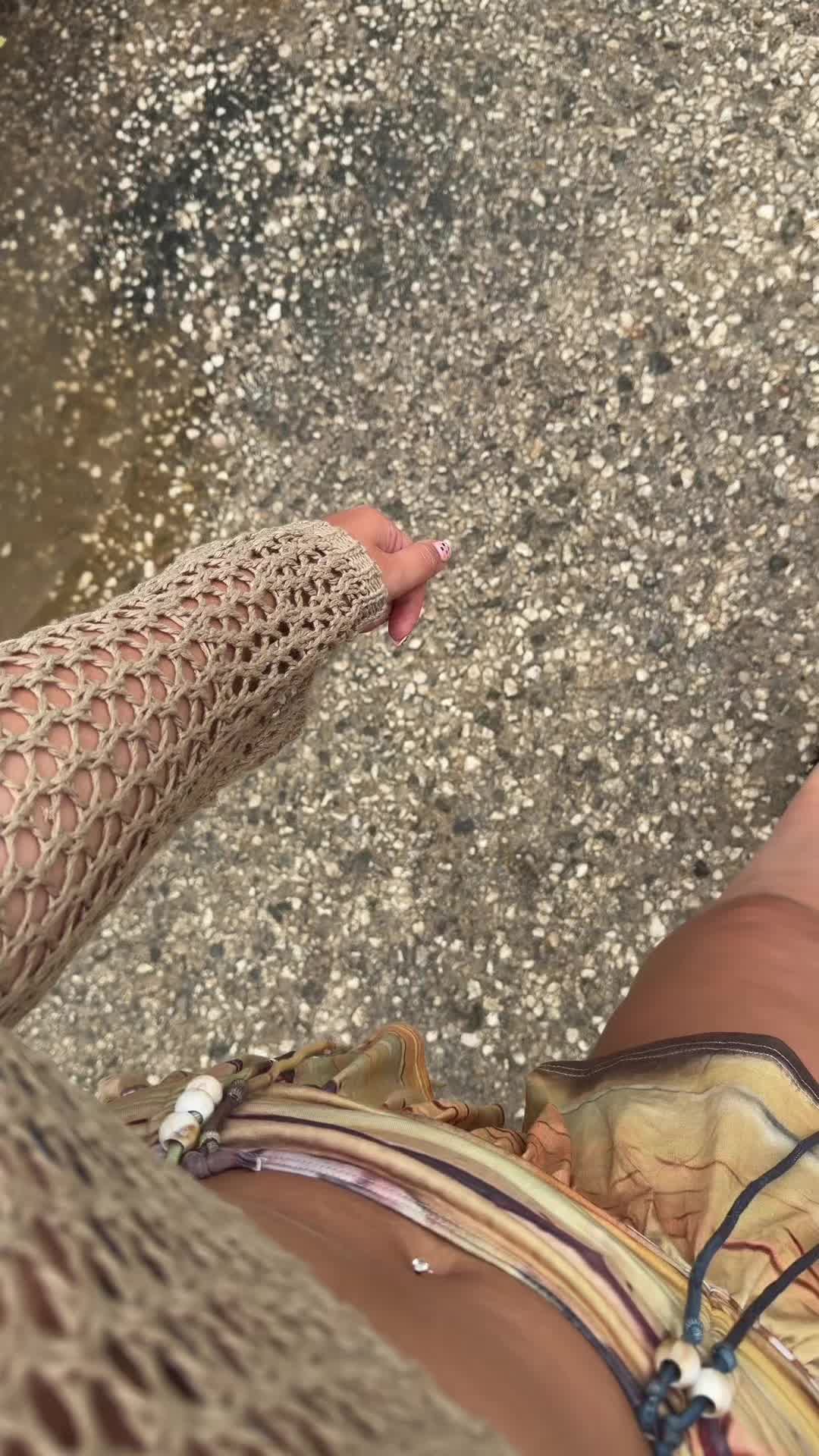 @katiegell_