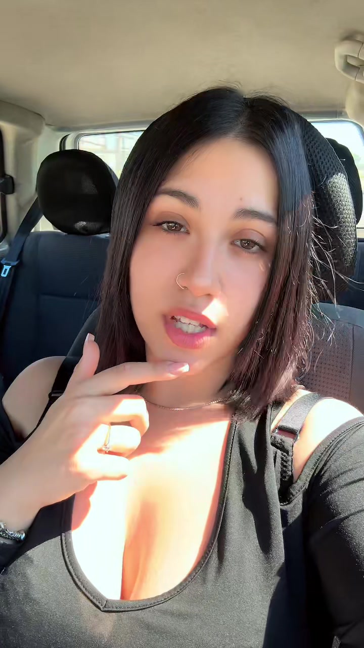 @melissamastria
