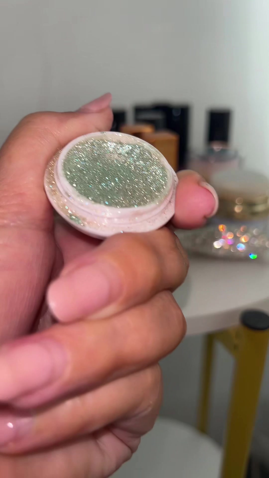@HOUSE OF GLITTER