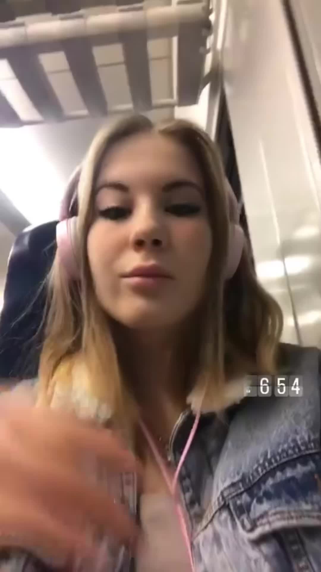 @nxrud0va