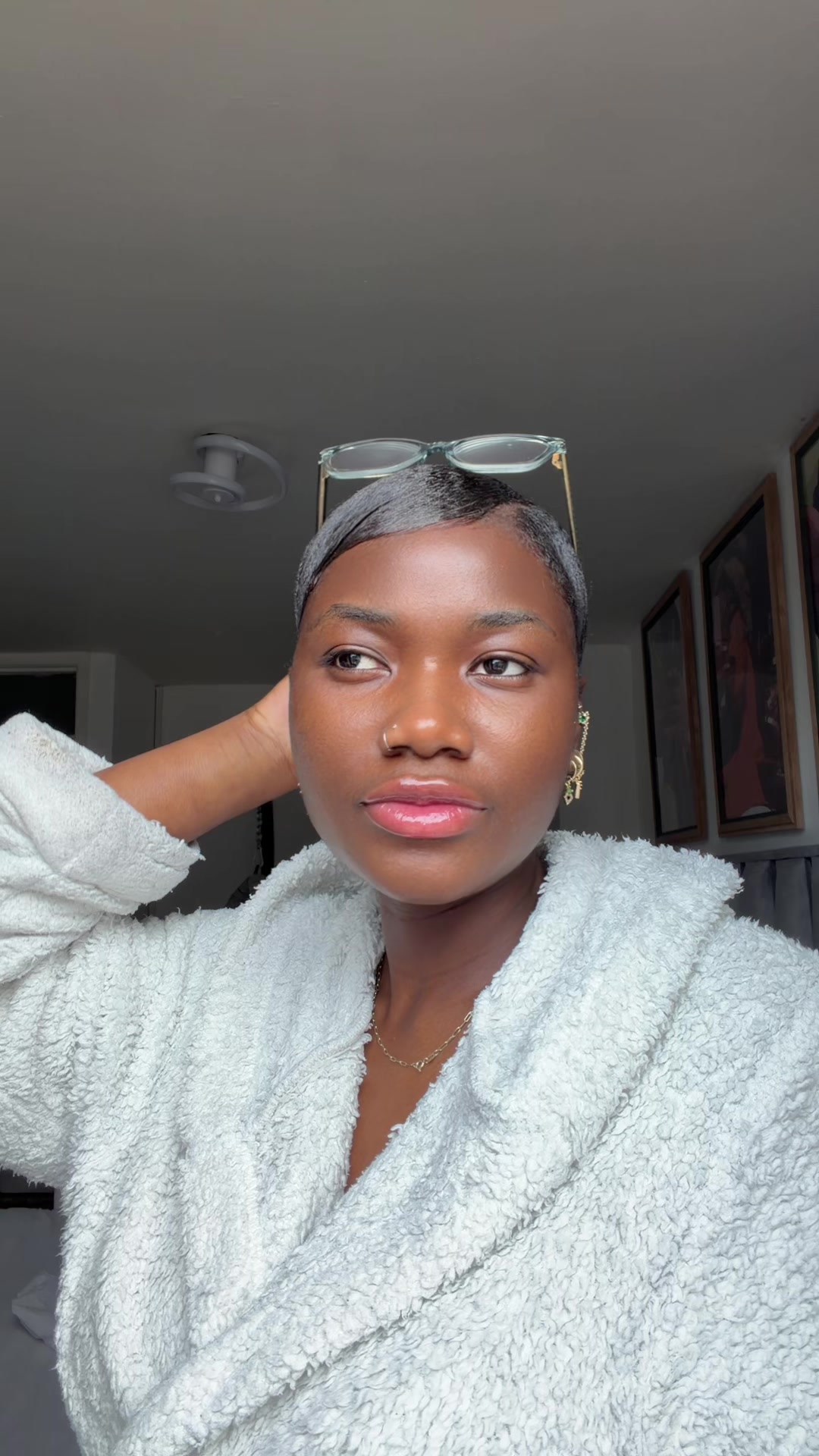 @gyal_like_mega