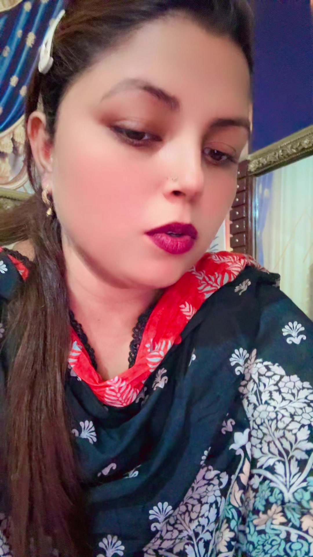 @Victoria sister's