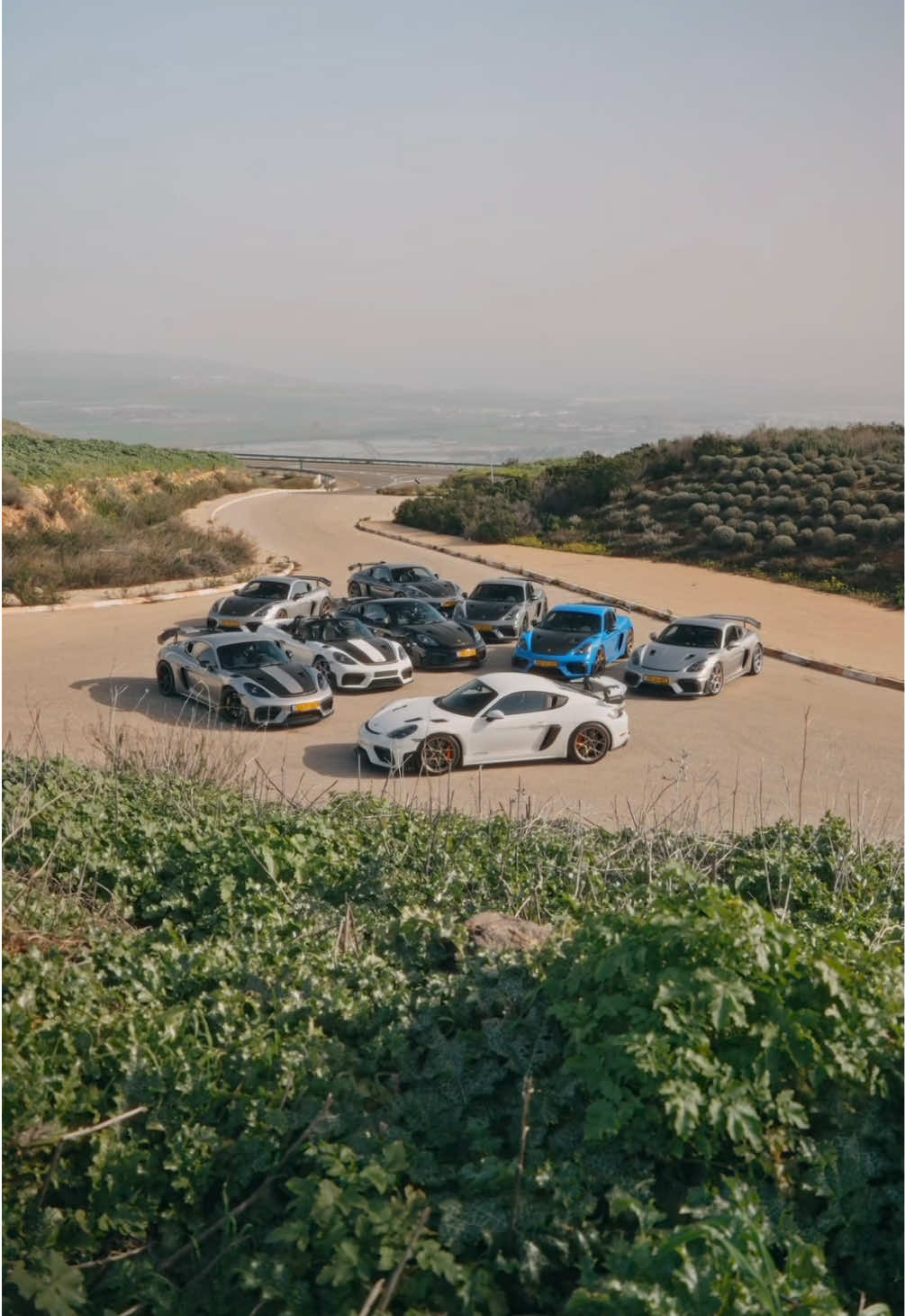 @Porsche