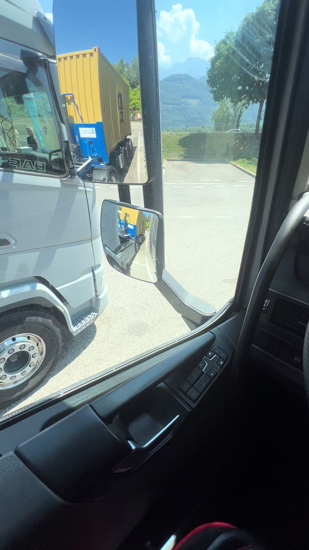 @Ilie Șerban