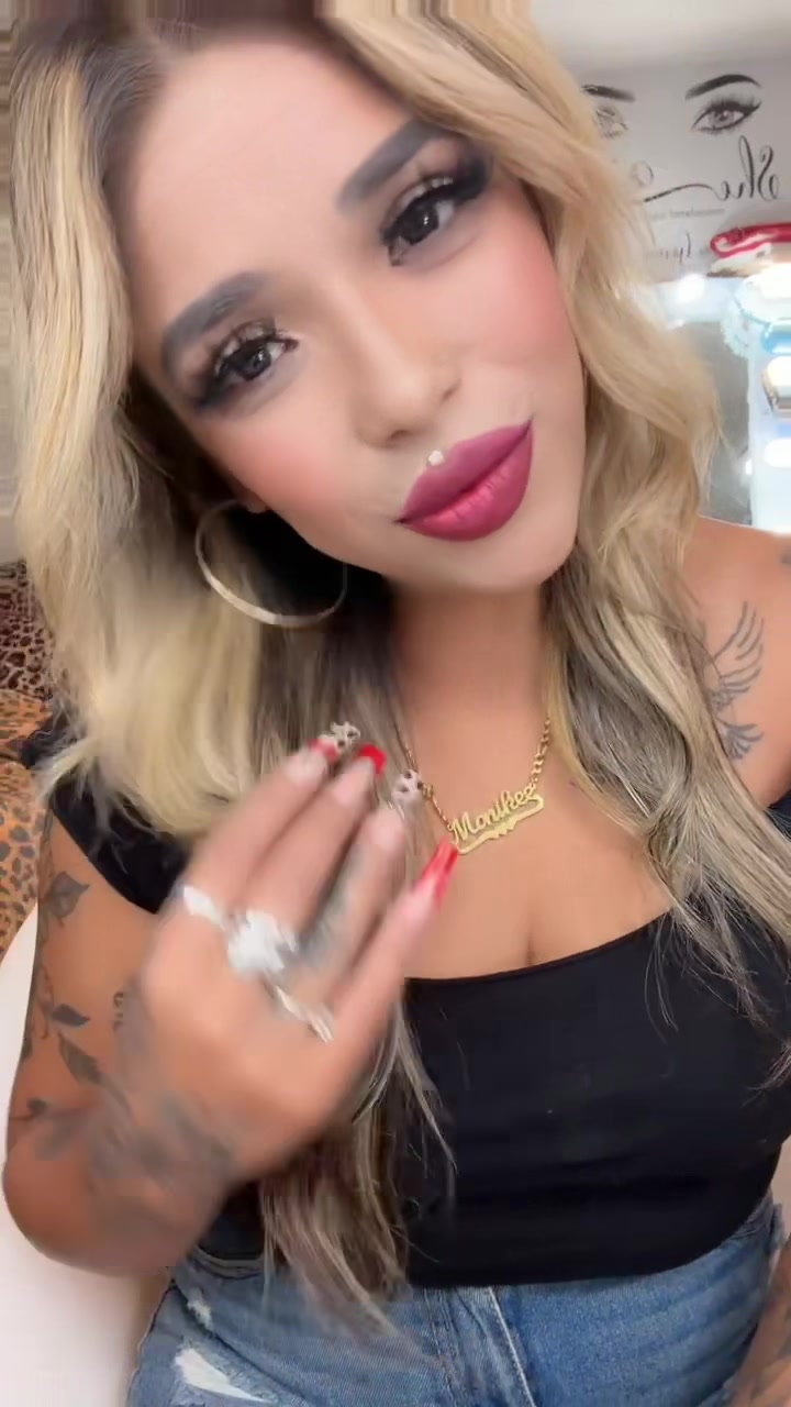 @👑🐾Monikee🐾👑