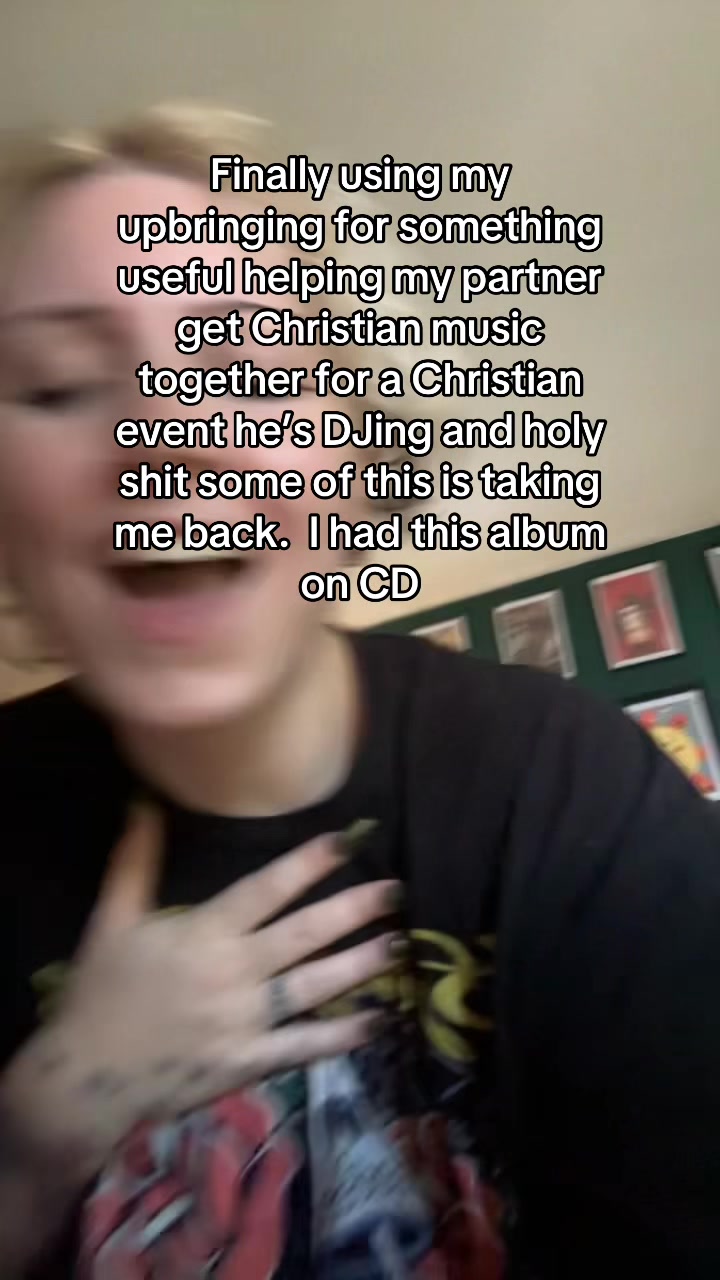 @lizzijogonecrazi