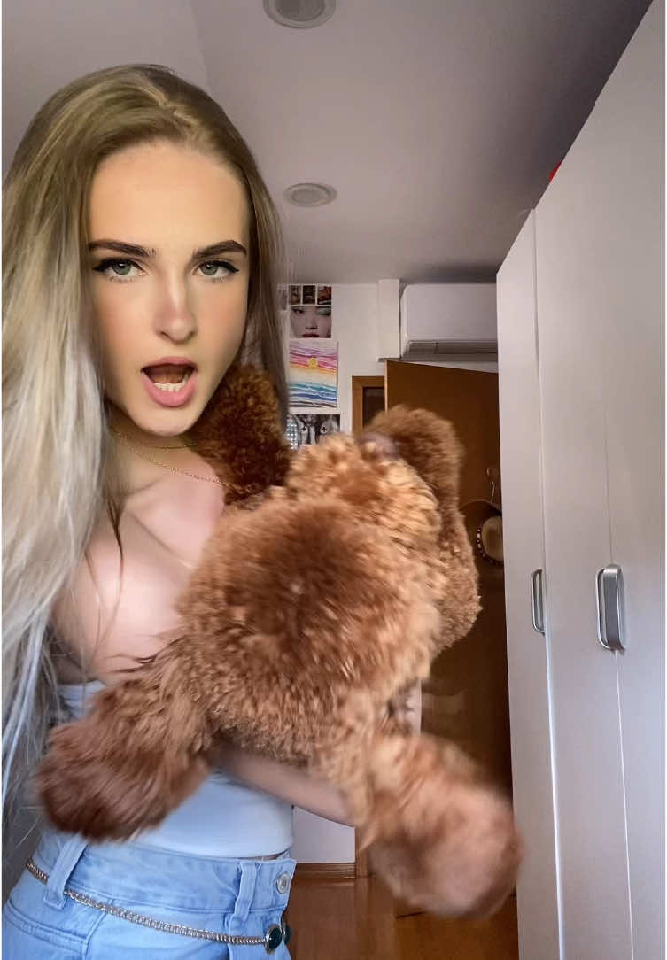 @majakovska