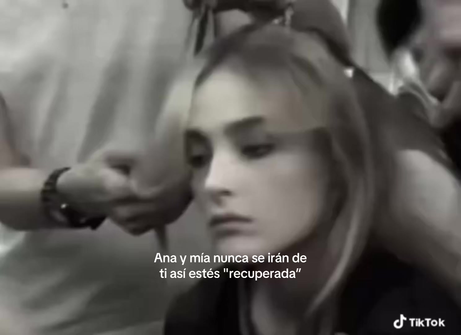 @Anaymia