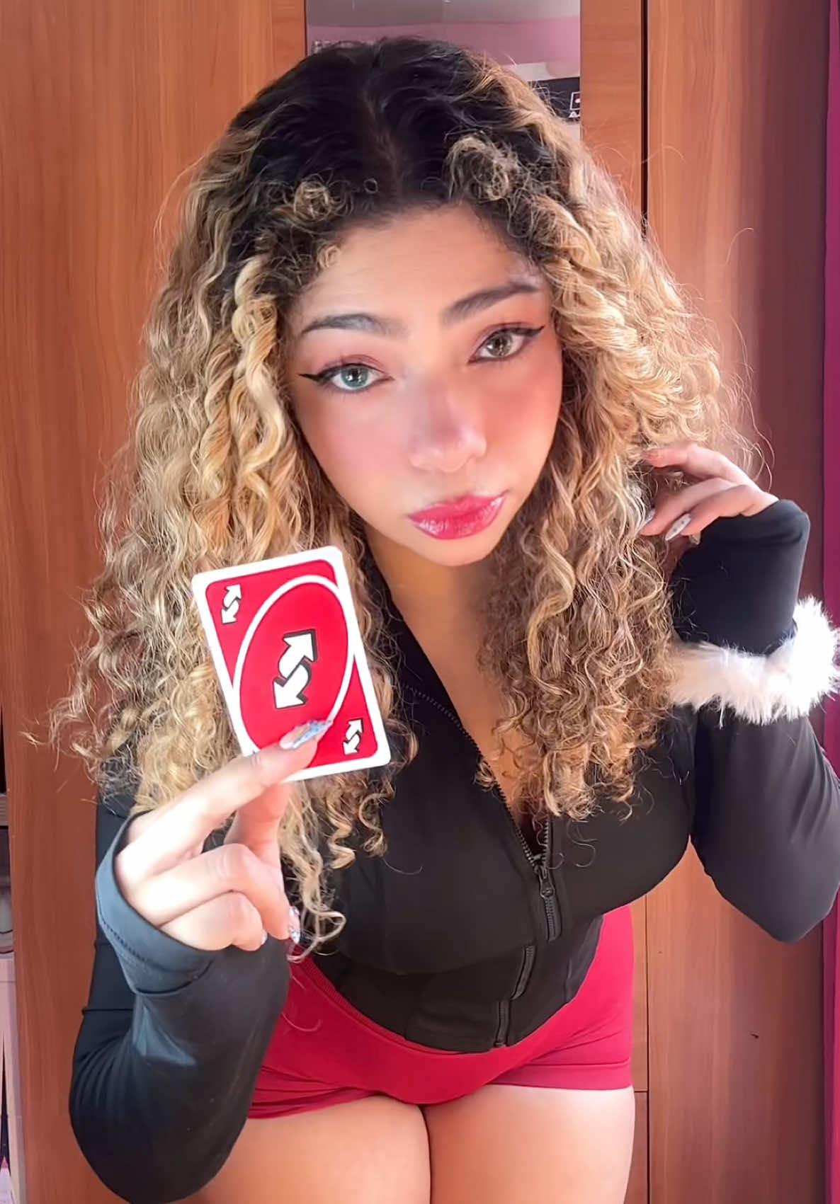 @Curly Alyss 🎀