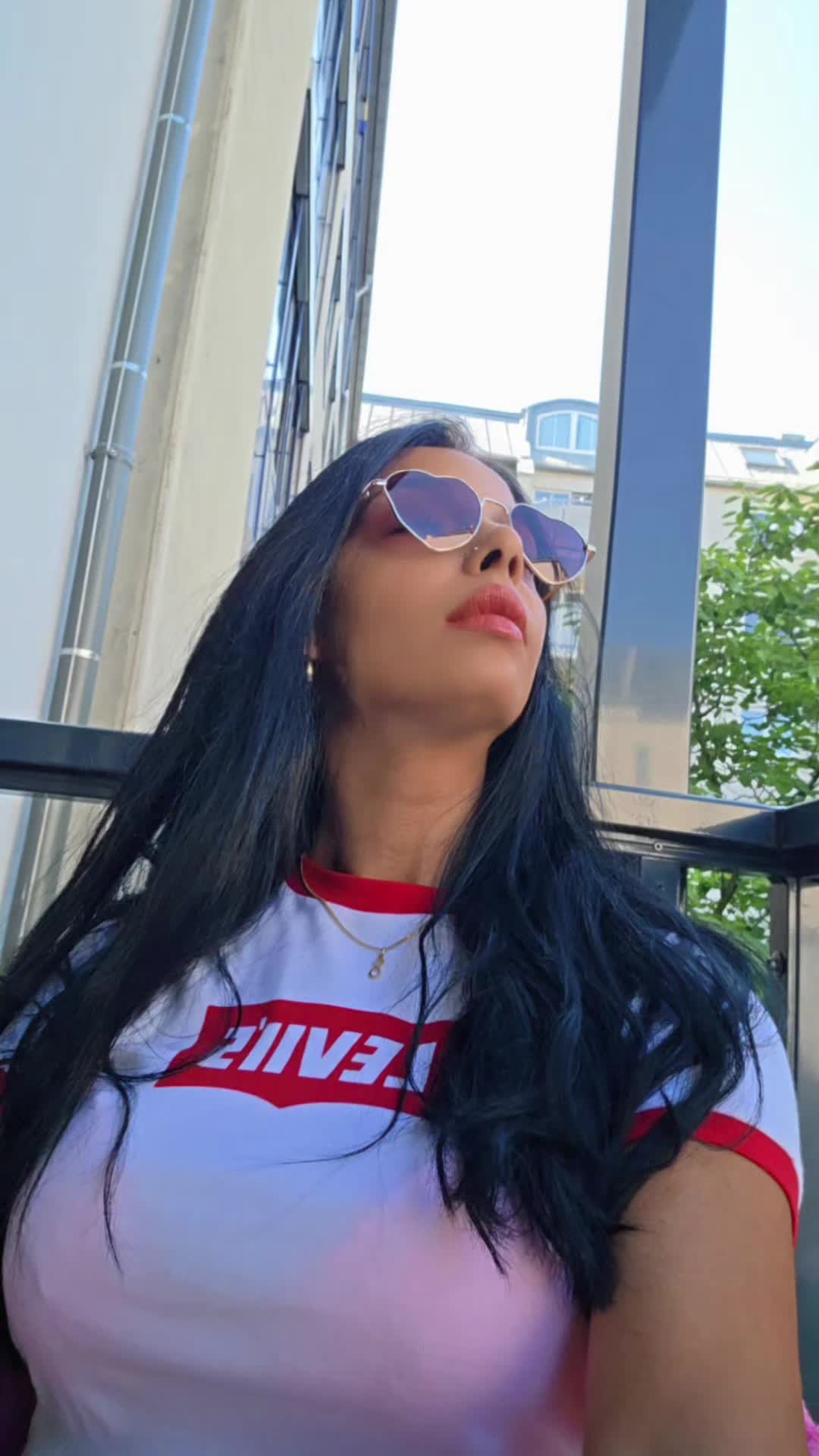 @Lavinia_Willson