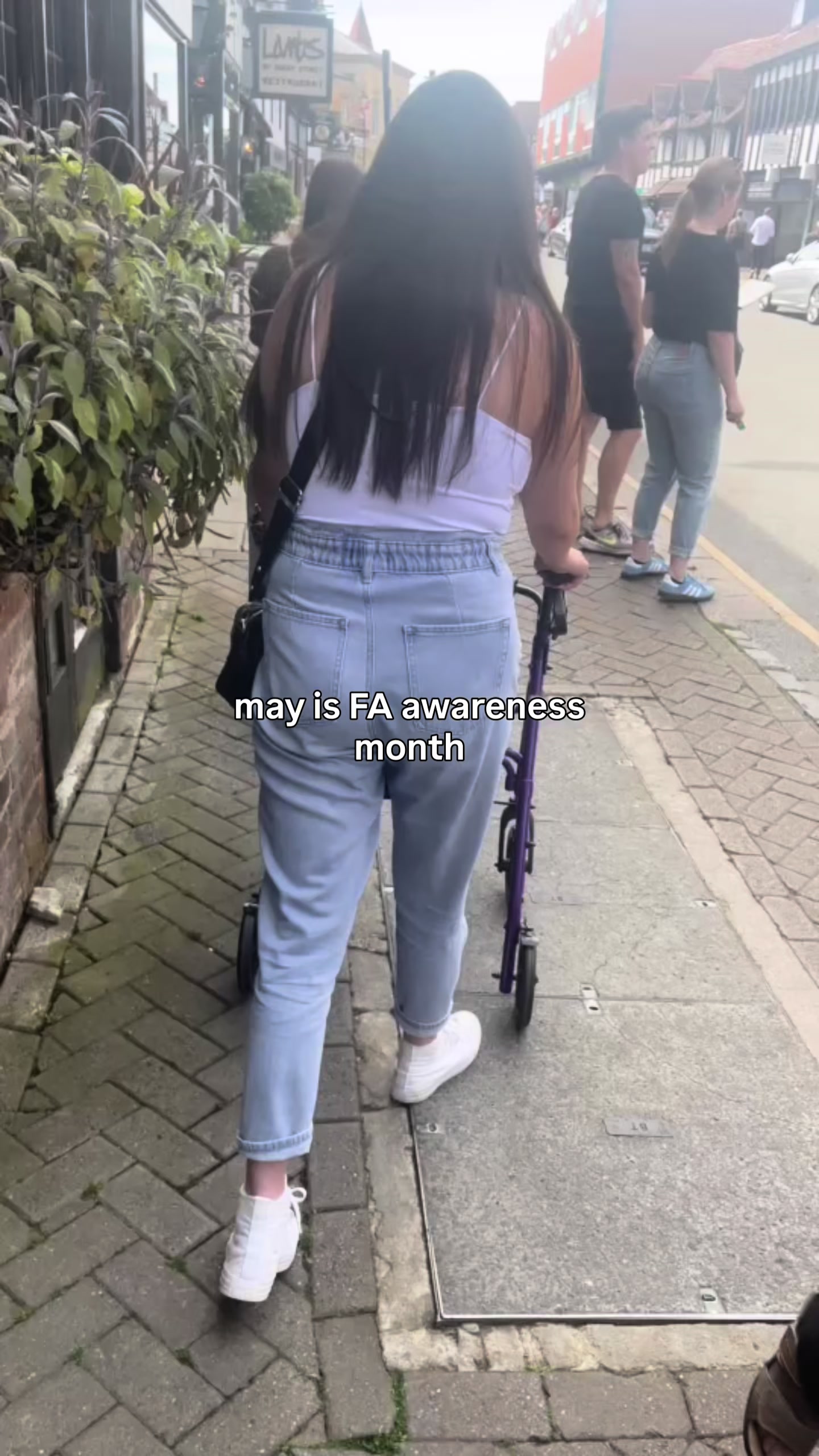 @thefasisters_